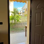 Rosanna Villa Avola